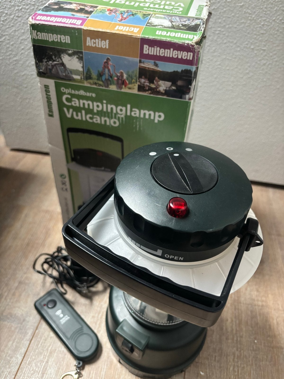 Vrijbuiter Campinglamp Vulcano met afstandsbediening, Ophalen of Verzenden, Gebruikt