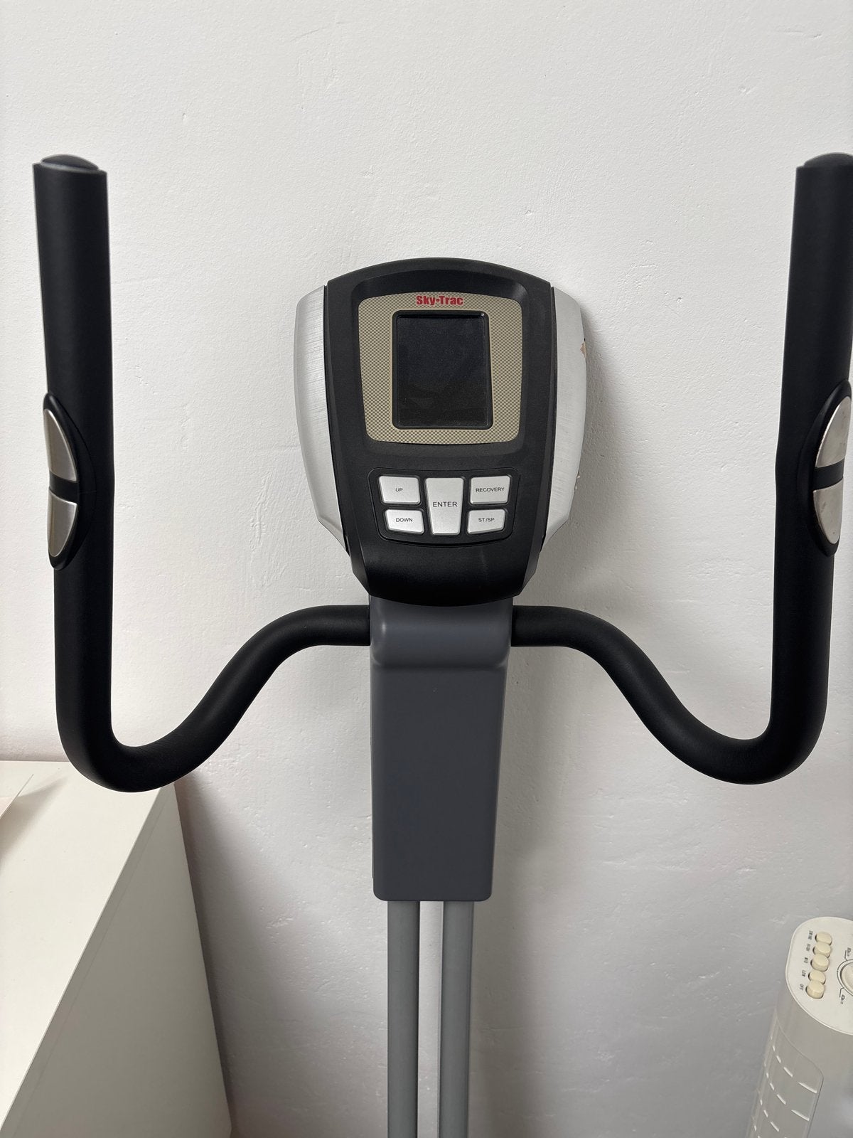Hometrainer Sky-Trac - Plug defect, Ophalen, Gebruikt, Metaal, Benen