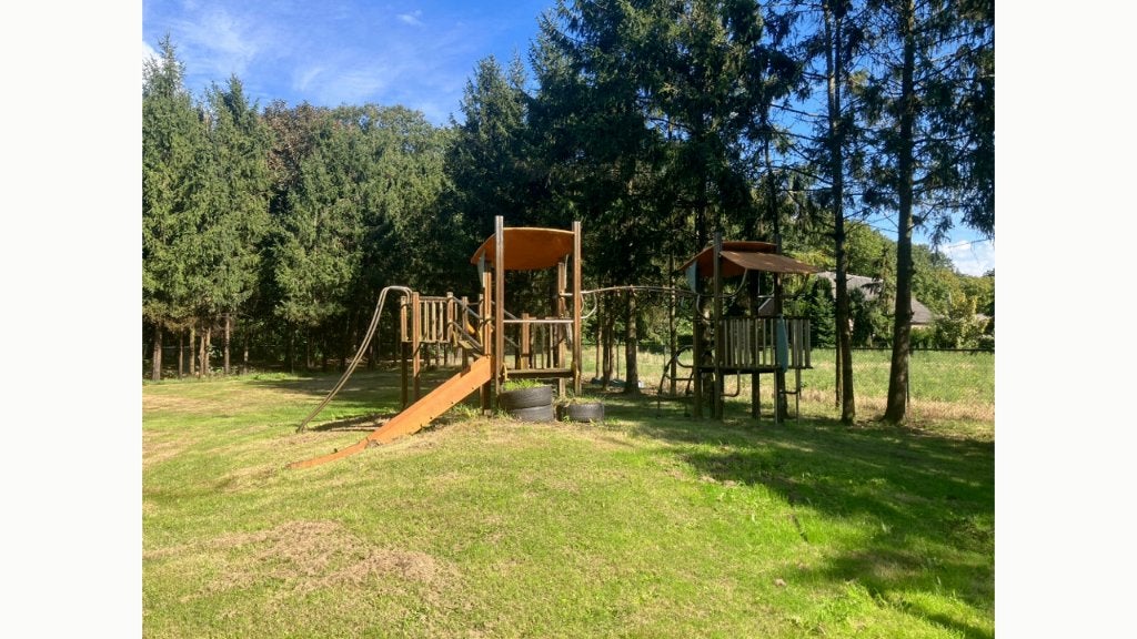 Grote houten speeltoestel met glijbaan en klimtoestellen, Ophalen, Gebruikt, Glijbaan