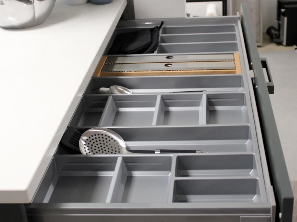 EC6  Complete keuken met ATAG apparatuur en Bora kookplaat, Huis en Inrichting, Ophalen, Overige kleuren, Waldstraße 53-57, 33415 Verl  Duitsland