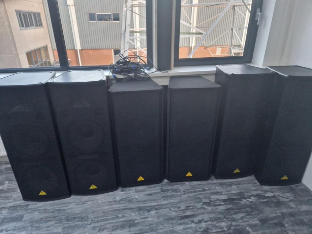 Behringer Eurolive B2520 PRO PA Luidsprekers (2200 Watt), Audio, Tv en Foto, Luidsprekers, Overige merken, Gebruikt, Ophalen of Verzenden