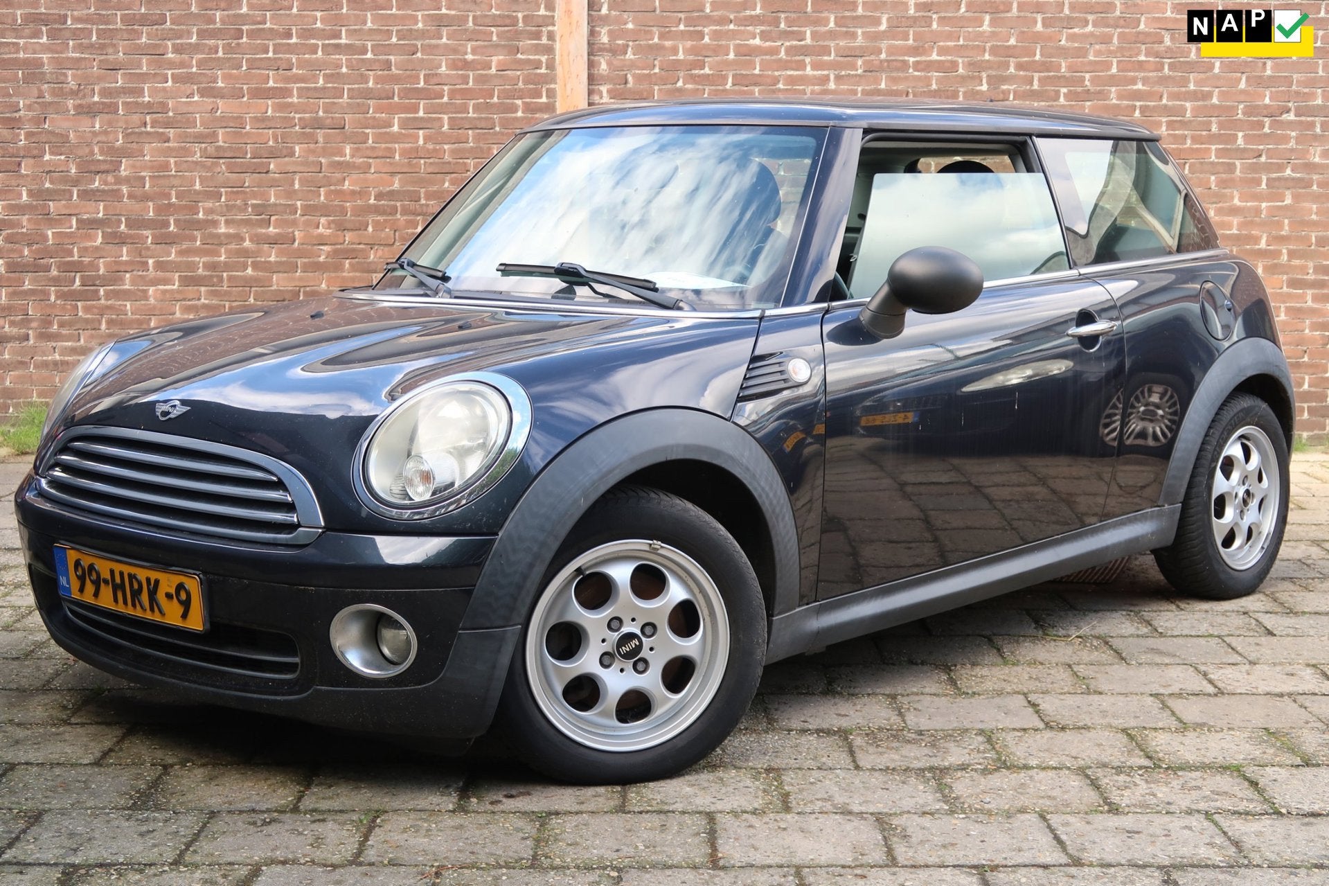 Mini Mini 1.4 One Pepper *Rijklaarprijs *AIRCO *NAP *6 Bak, Auto's, Voorwielaandrijving, Stof, Gebruikt, Zwart