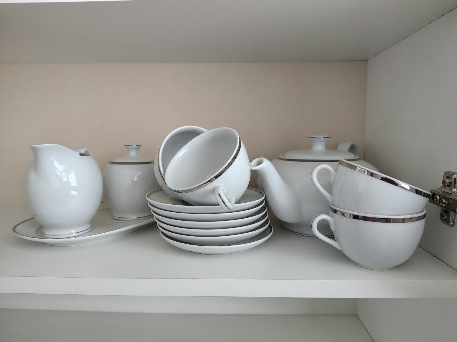 Thee servies, Huis en Inrichting, Keuken | Servies, Ophalen, Porselein, Overige stijlen, Kop(pen) en/of Schotel(s)