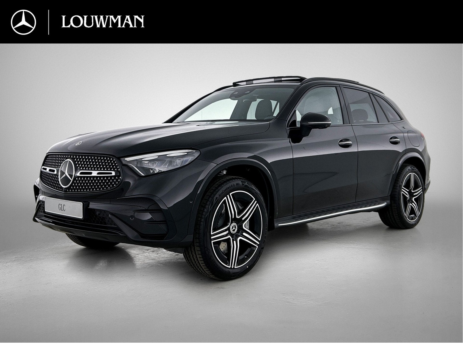 Mercedes-Benz GLC 300e 4MATIC Business Solution AMG | Premiu, Auto's, Automaat, Zwart, 2255 kg, Plug-in hybride