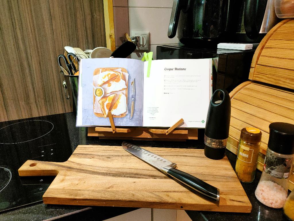 Stabiel Houten Kookboek, Bijbel, iPad, Tablet Standaard, Verzenden, Zo goed als nieuw, Diverse auteurs
