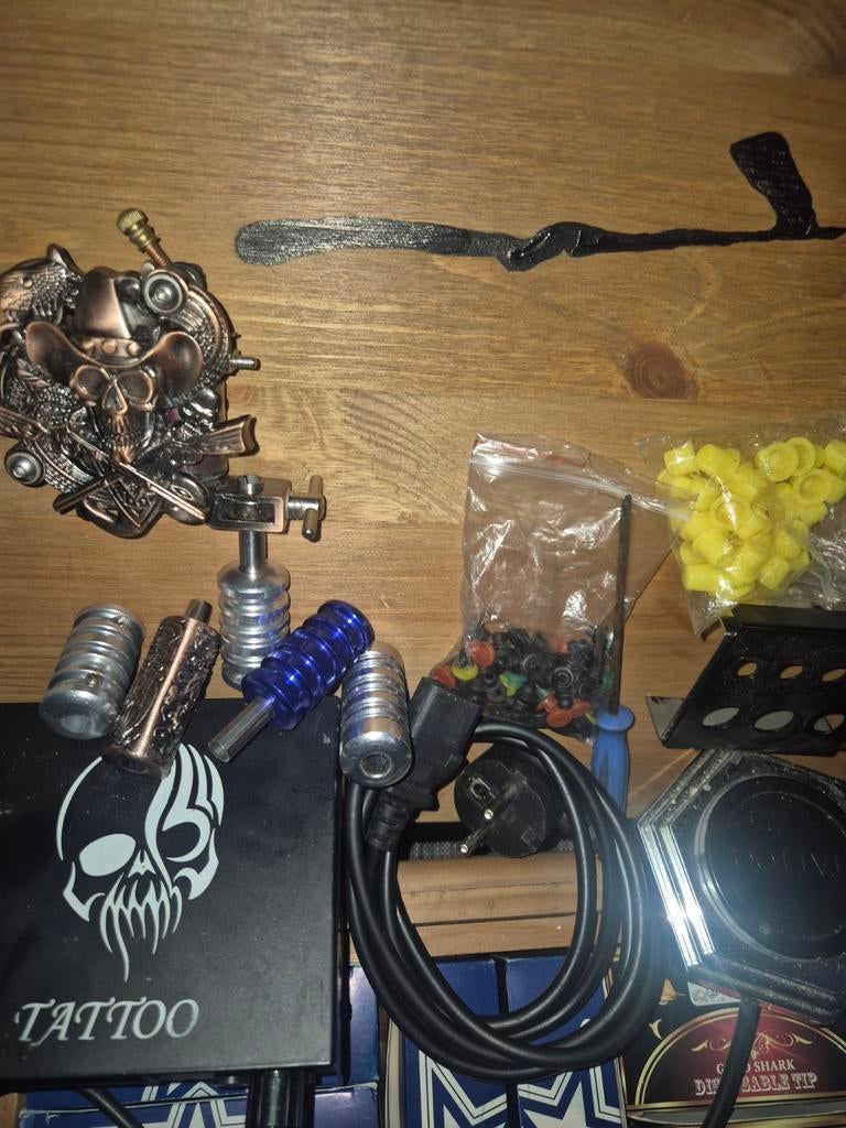 Complete Tattoo Set met Veel Naalden en Onderdelen, Hobby en Vrije tijd, Overige Hobby en Vrije tijd, Ophalen of Verzenden
