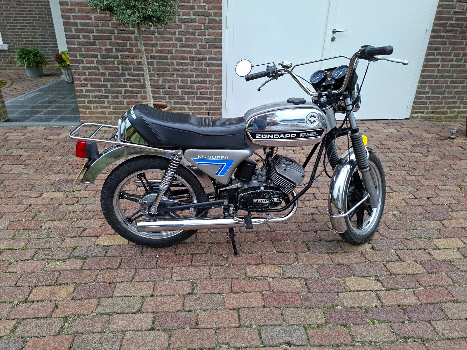 Zundapp Famel ks 50 super, Fietsen en Brommers, Ophalen, KS50, Zo goed als nieuw, 4 versnellingen