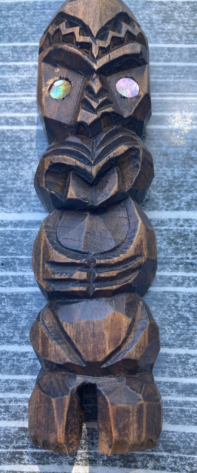 Maori tiki Nieuw Zeeland Abalone schelp gesigneerd, Ophalen