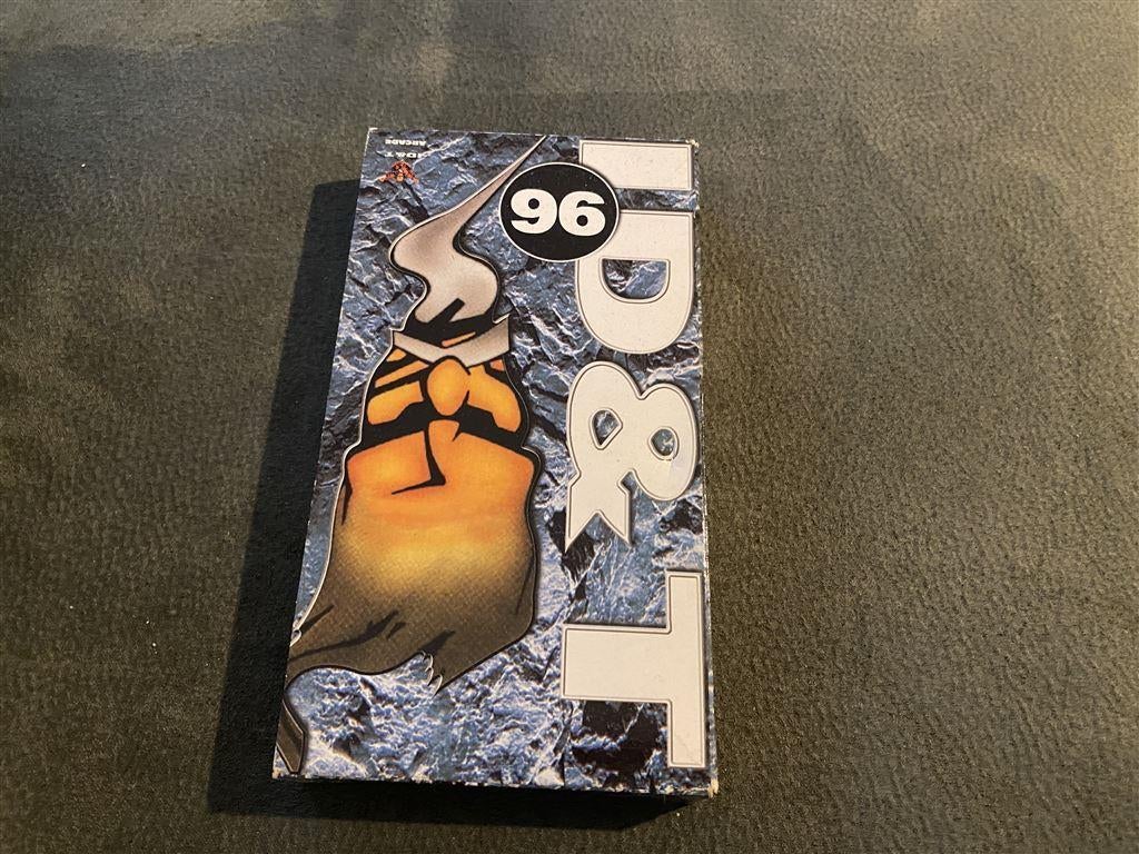 VHS ID&T 96 [227]