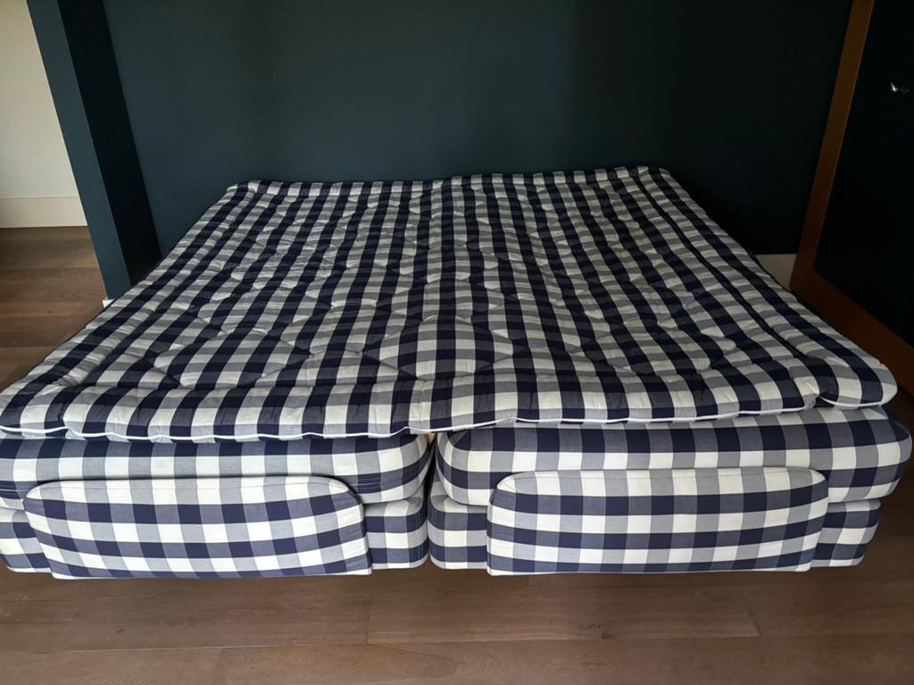 Hästens Adjustable Elektrische Boxspring 210x210, Ophalen, Gebruikt, Blauw, 210 cm