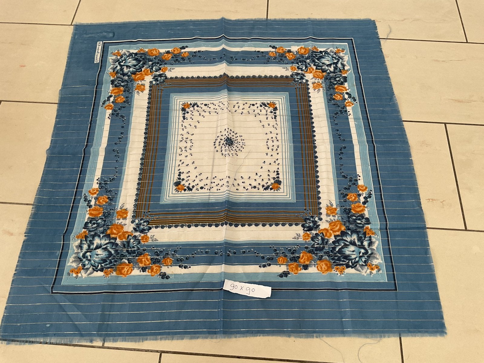 Vintage blauwe sjaal bloemenprint 90x90cm, Ophalen of Verzenden, Zo goed als nieuw, Maat 46/48 (XL) of groter, Sjaal