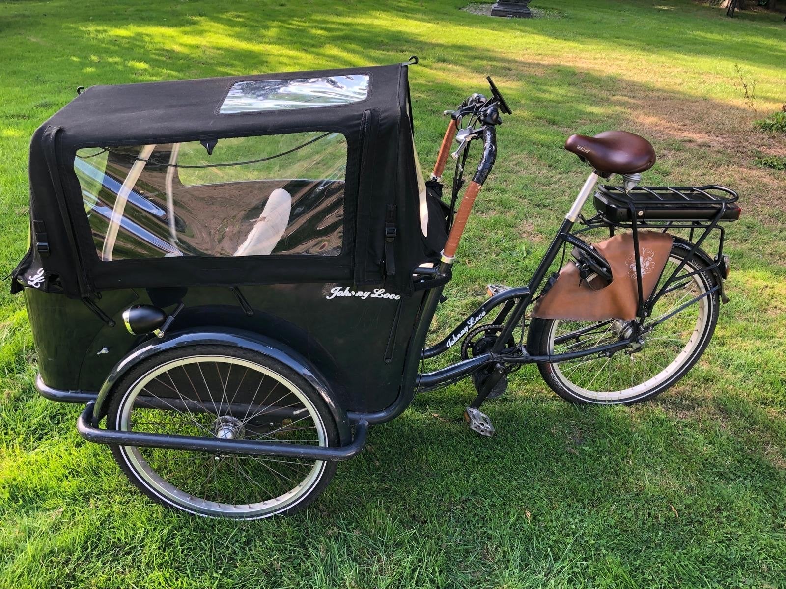 Johnny Loco bakfiets met elektrische ondersteuning, Fietsen en Brommers, Fietsen | Bakfietsen, Ophalen, 4 kinderen of meer, Gebruikt