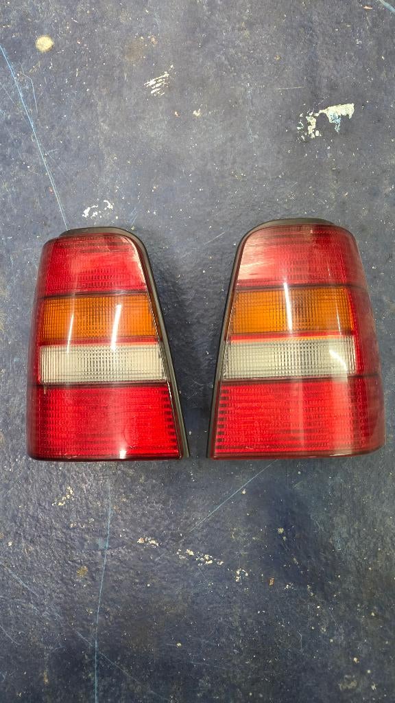 VW Golf 3 Variant achterlichten origineel Hella, Ophalen of Verzenden, Gebruikt, Volkswagen