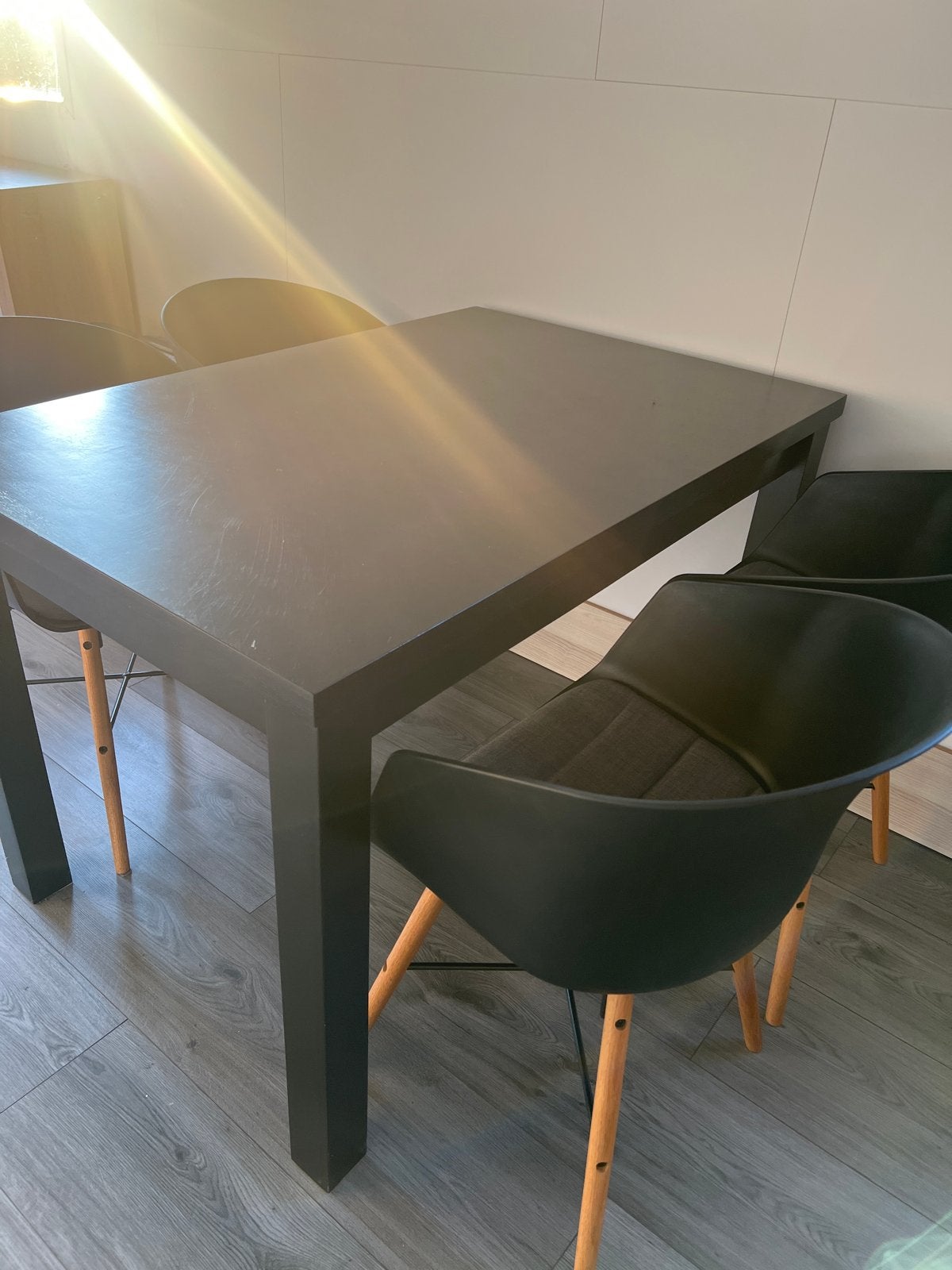 Eethoek met tafel en stoelen - 140x90 cm