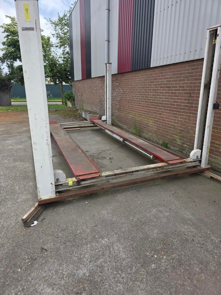 4-koloms hefbrug 3500 kg, Ophalen