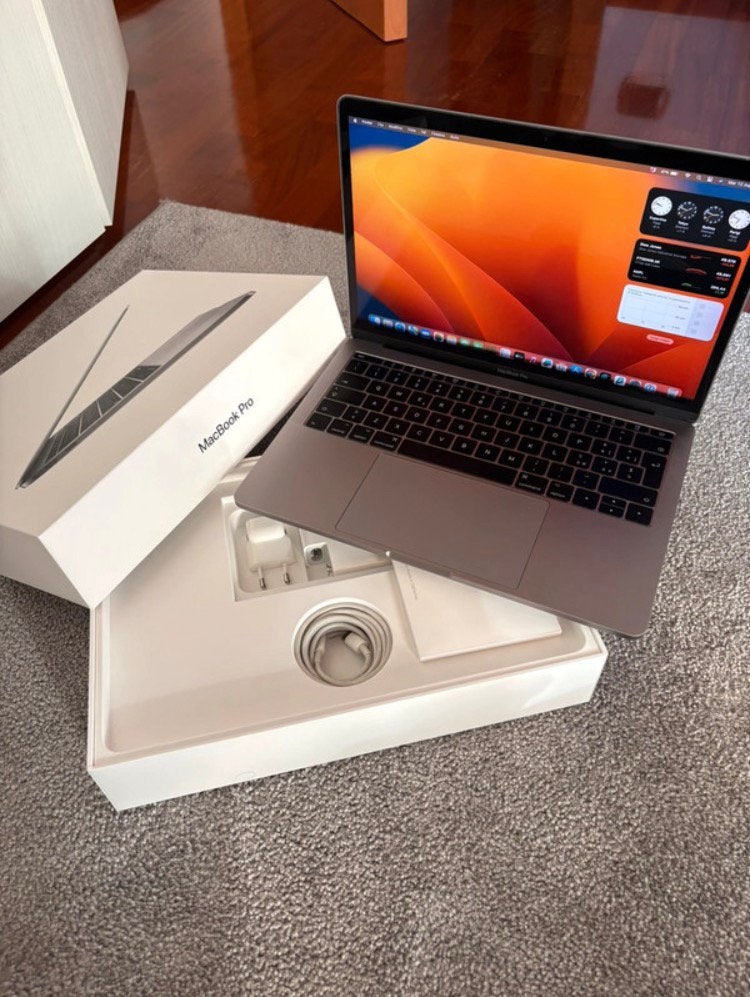 MacBook grijs in goede staat nog, Ophalen of Verzenden, 15 inch, MacBook Pro, 3 tot 4 Ghz