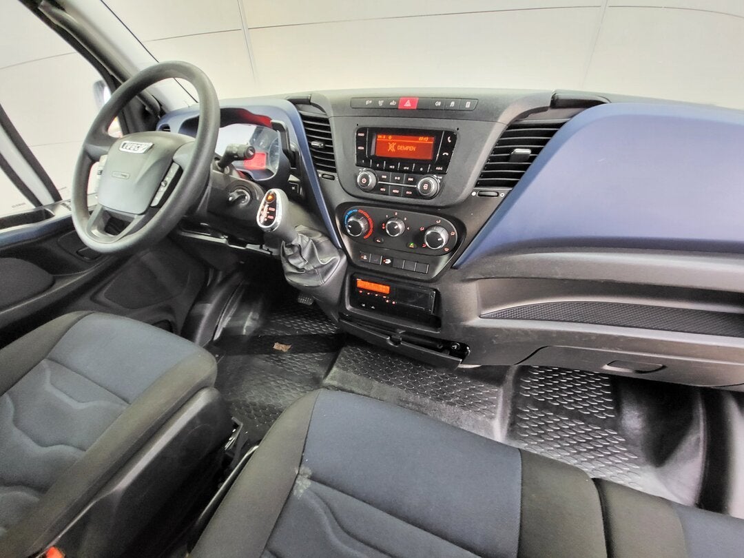 Iveco Daily 72C18 4X2 Gesloten bak 3.0L 1000KG Laadklep Auto, Auto's, Automaat, 4205 kg, Gebruikt, Euro 6