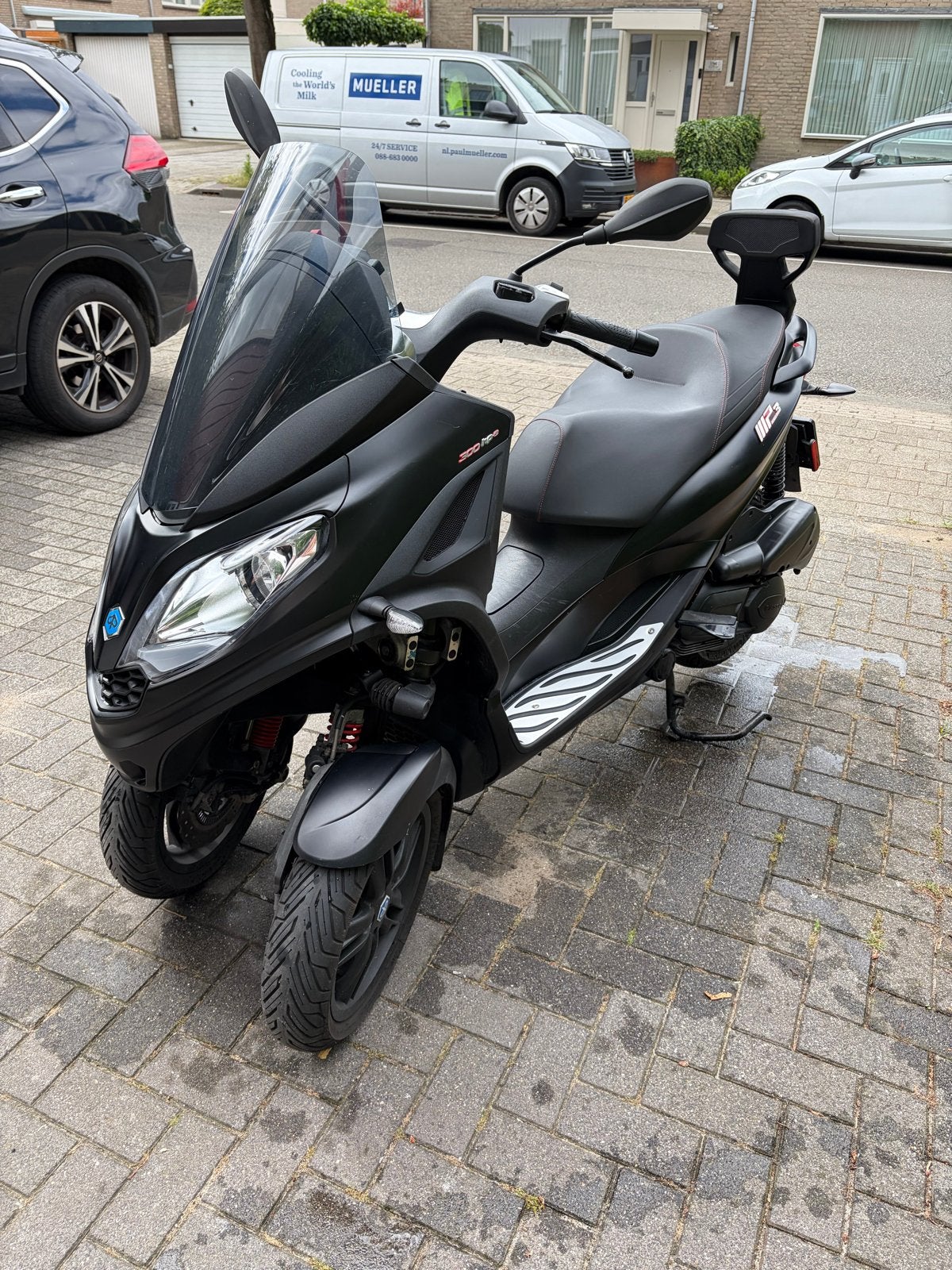 Piaggio MP3 300 HPE motorscooter - Mat Zwart, Fietsen en Brommers, Scooters | Overige merken, Ophalen