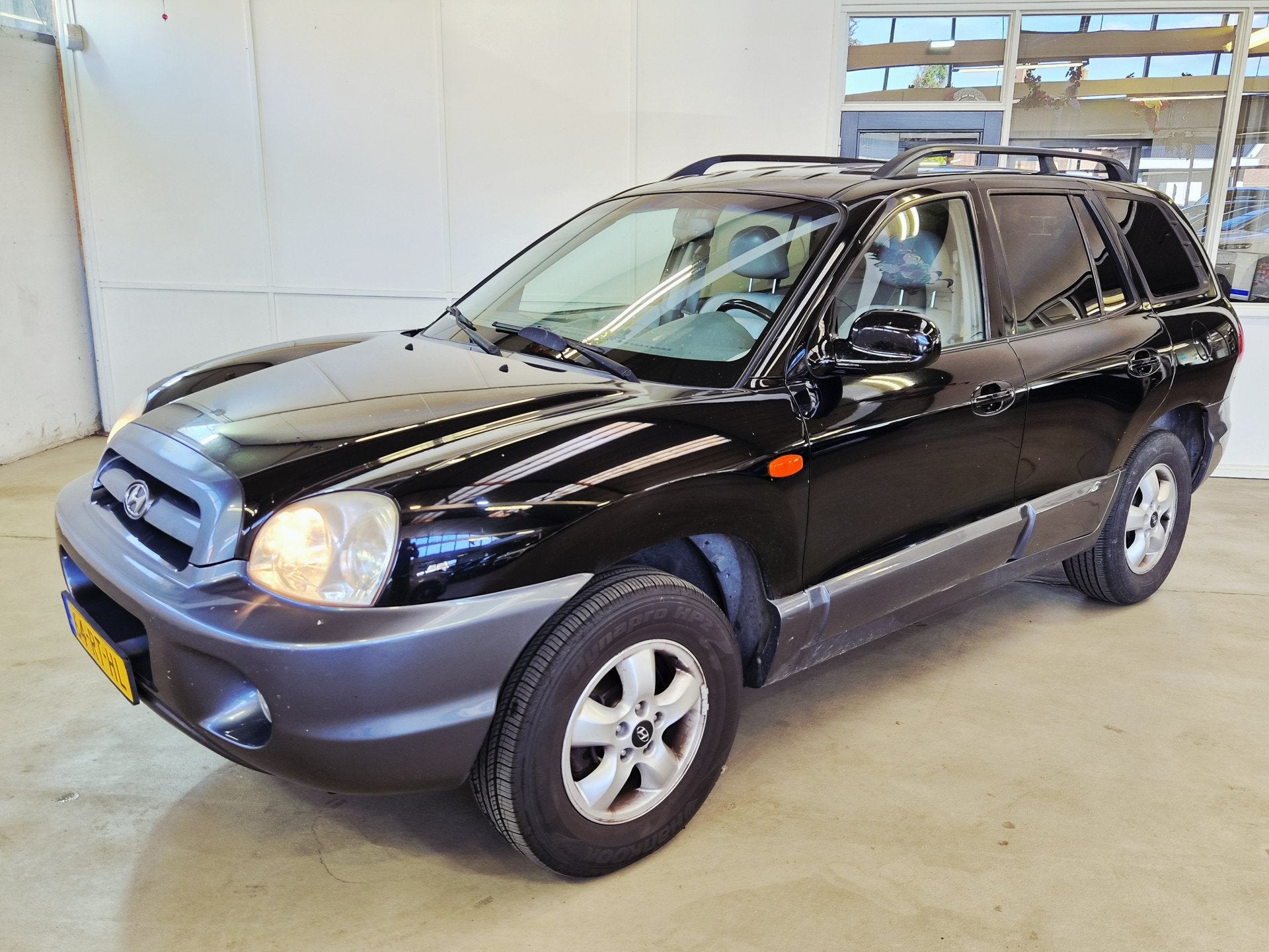 Hyundai Santa Fe 2.7i V6 4WD Style Automaat (bj 2005), Auto's, Automaat, Santa Fe, Gebruikt, 2656 cc