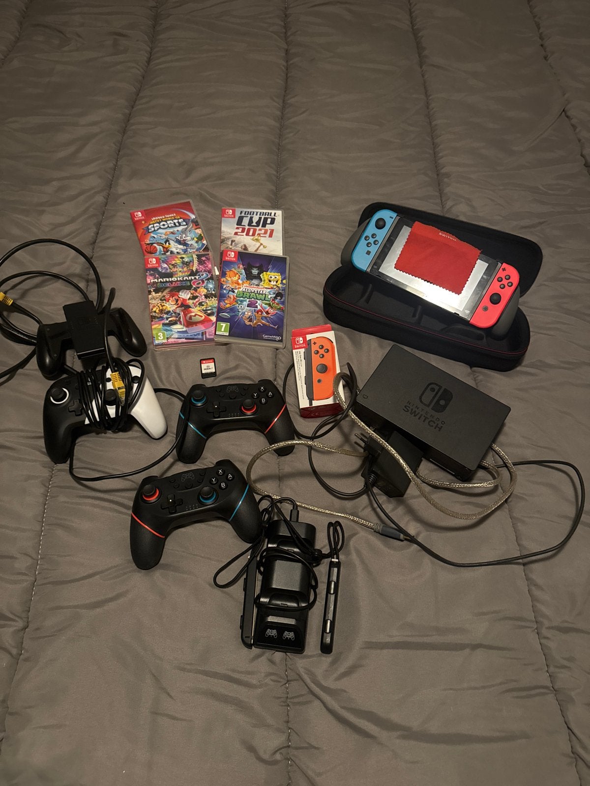 Nintendo Switch compleet pakket met games en extra controlle, Met games, Ophalen of Verzenden, Zo goed als nieuw, Switch Original