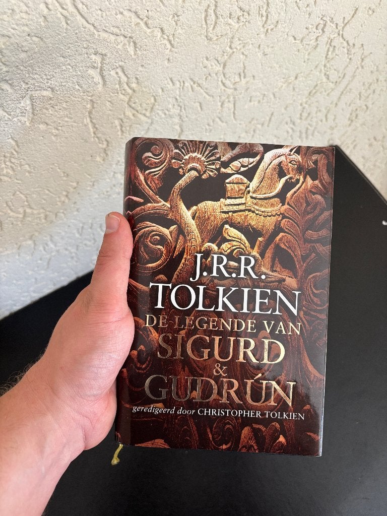 J.R.R. Tolkien - De legende van Sigurd en Gudrún - 2009, Ophalen of Verzenden, Gelezen, J.R.R. Tolkien