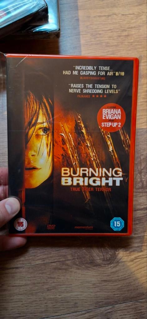 Burning Bright DVD - True Tiger Terror, Cd's en Dvd's, Dvd's | Horror, Zo goed als nieuw, Vanaf 16 jaar, Ophalen of Verzenden