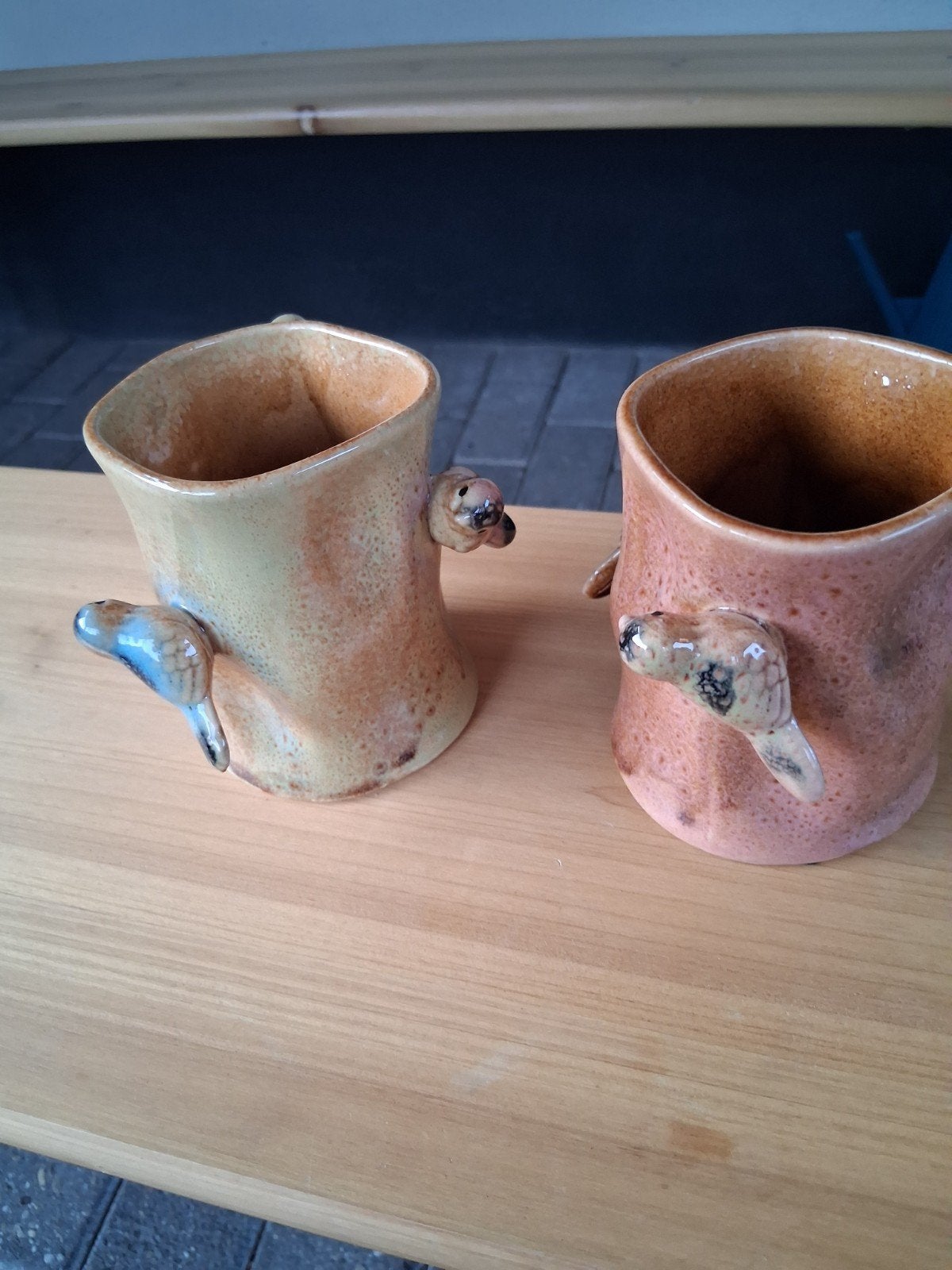 Aardewerk vaasjes met vogels, Ophalen