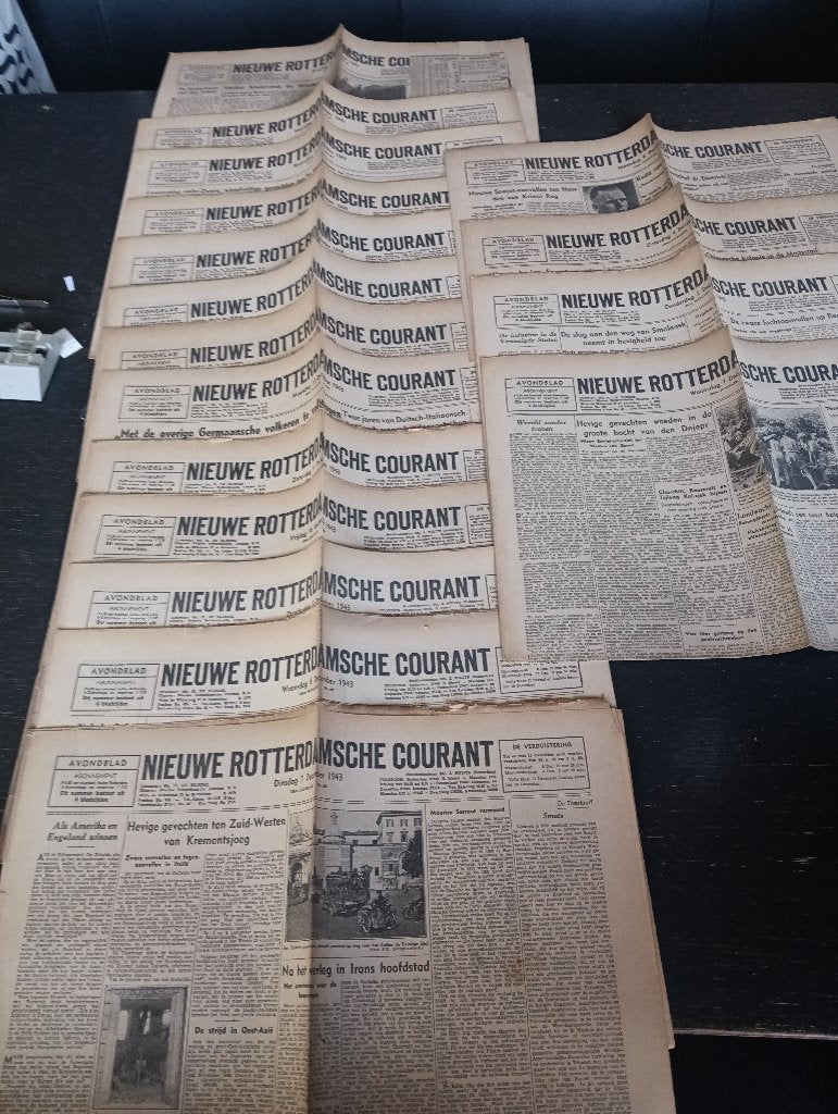 Oorlogskranten  WOII  WO II   1943 deels met Witsok strip, Ophalen of Verzenden, Tweede Wereldoorlog, Gelezen