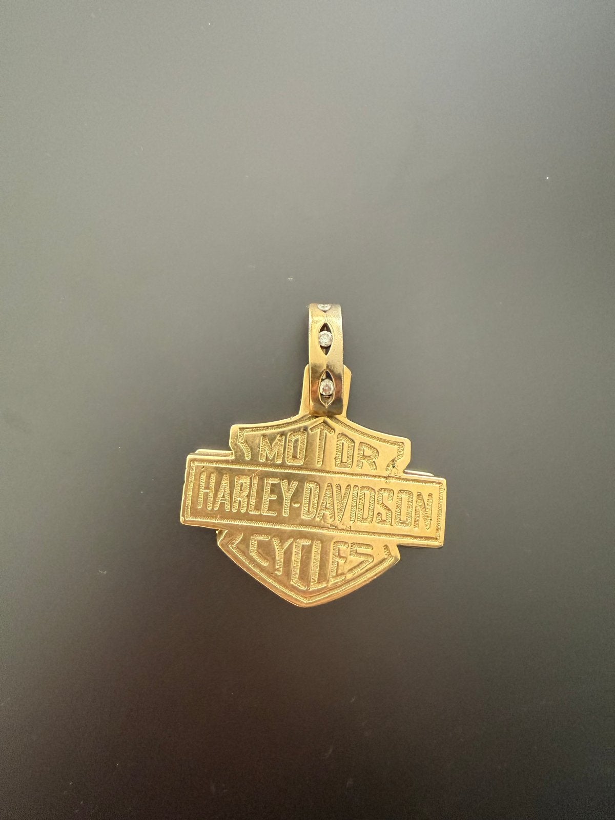 Gouden Harley-Davidson hanger met diamanten, Ophalen, Overige voorstellingen, Zo goed als nieuw, Met edelsteen