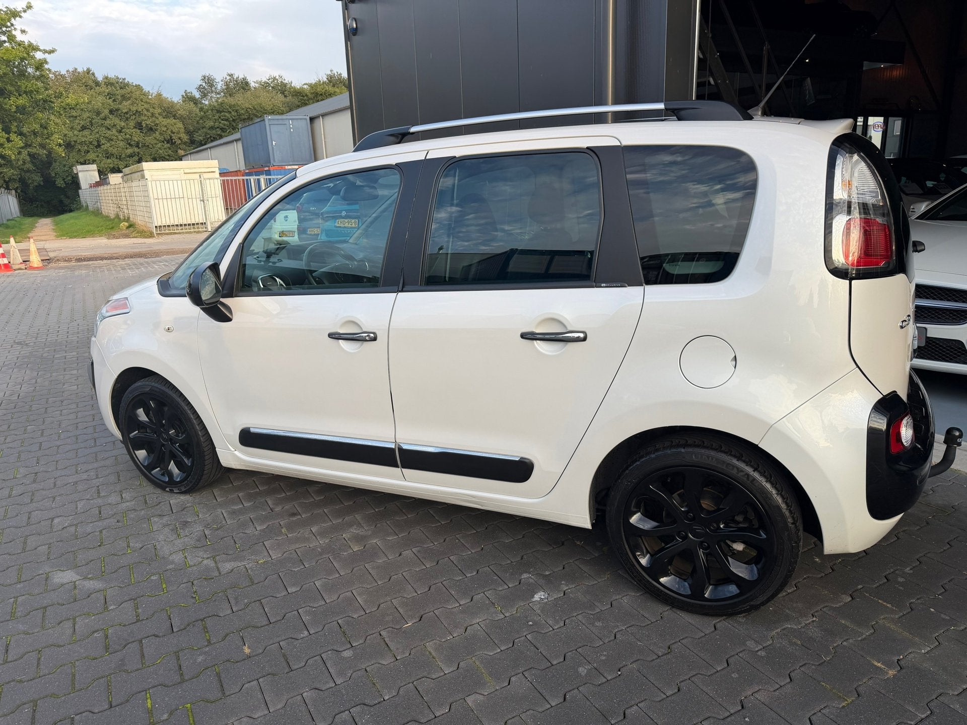 Citroen C3 Picasso 1.2 PureTech Exclusive 103.000 KM !, Voorwielaandrijving, Stof, Gebruikt, 1199 cc