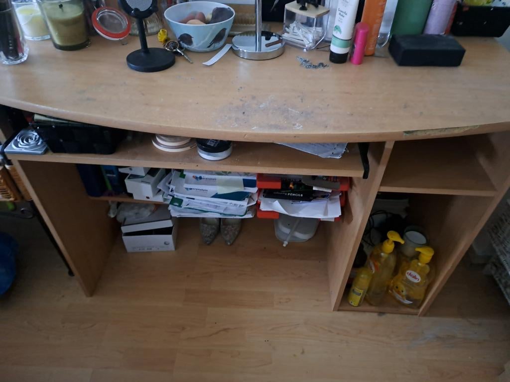 Buro licht bruin met uitschuif lade en schappen/ planken., Ophalen of Verzenden, Gebruikt