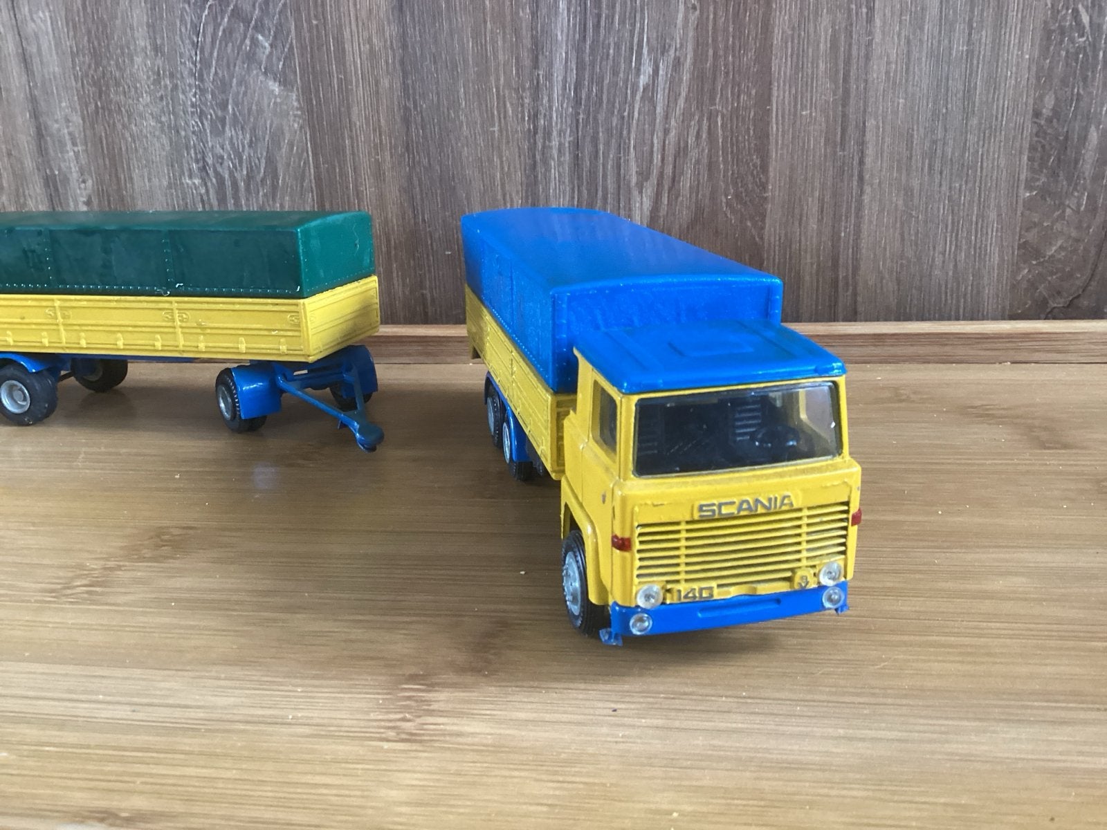 Vintage Scania Vrachtwagen met Aanhanger - Geel/Blauw, Ophalen of Verzenden, Gebruikt