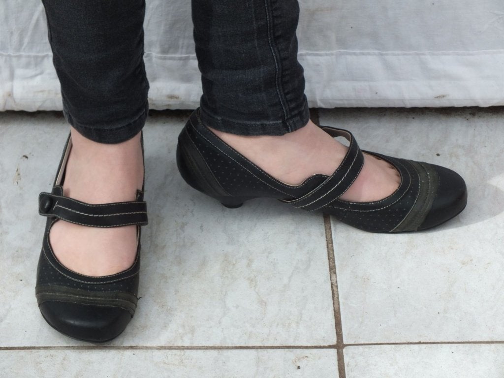 Mooie dameschoenen, mt 40 Merk Blue box, Kleding | Dames, Schoenen, Schoenen met lage hakken, ., Zwart, Ophalen of Verzenden