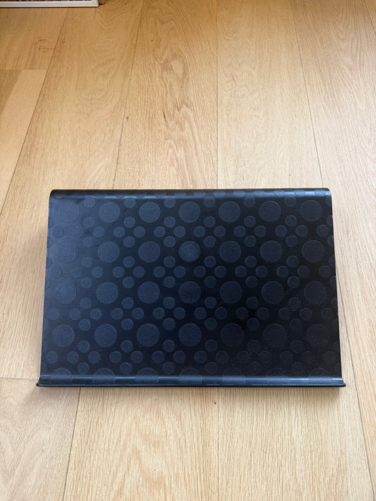 IKEA BRÄDA laptopstand / laptopsteun zwart, Ophalen, Zo goed als nieuw