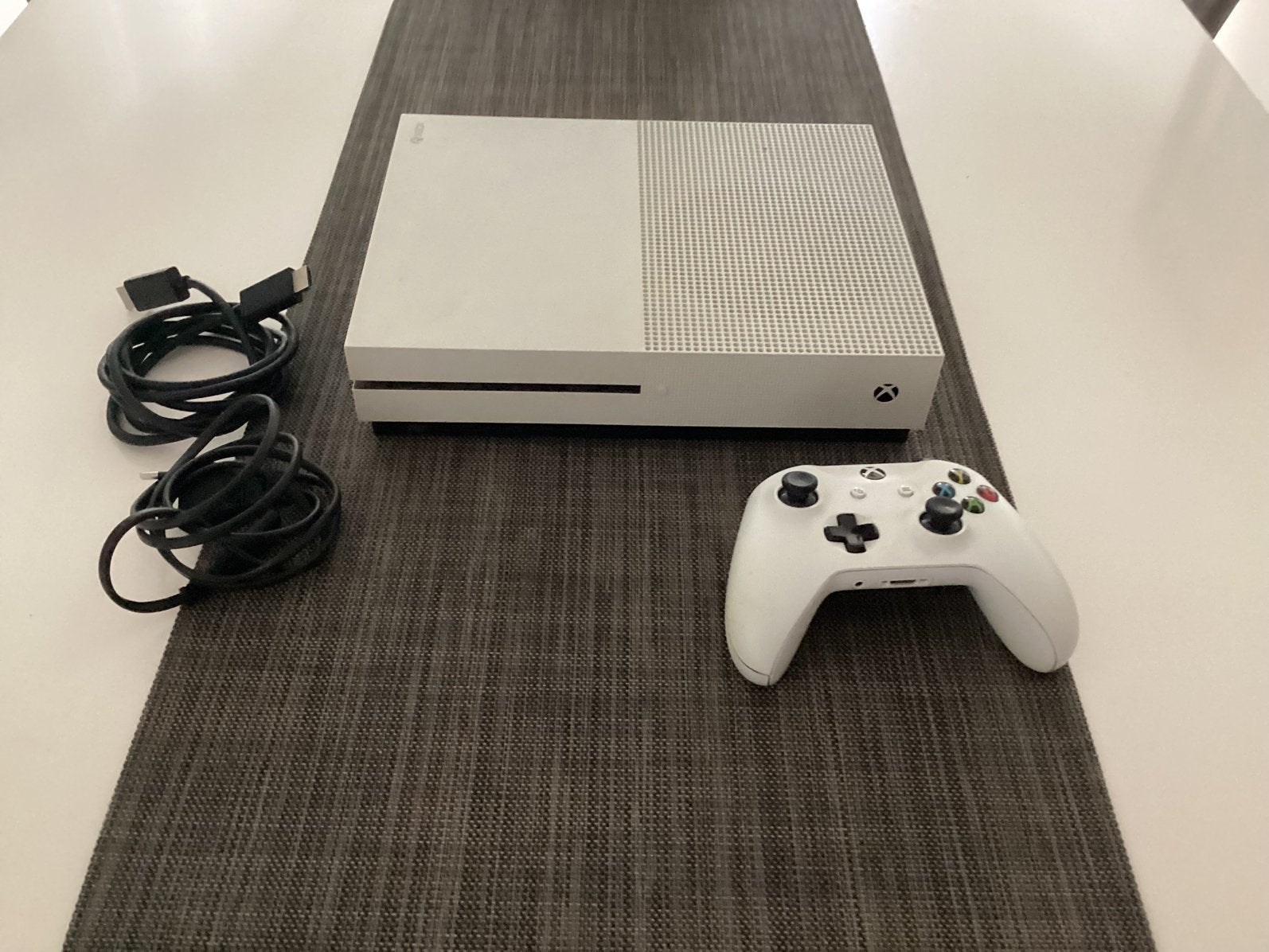 Xbox one S 1tb disk edition, Ophalen, Gebruikt, Xbox One S, 1 TB