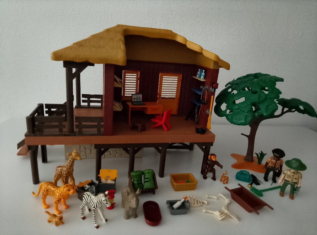 Foto 3 van Playmobil Safari Verzorgingspost