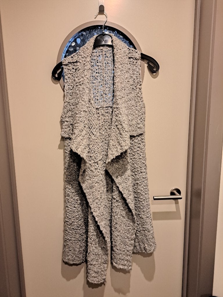 Summum Woman, mouwloze vest in wol, mt M/L, Maat 38/40 (M), Summum Woman, Ophalen of Verzenden, Zo goed als nieuw