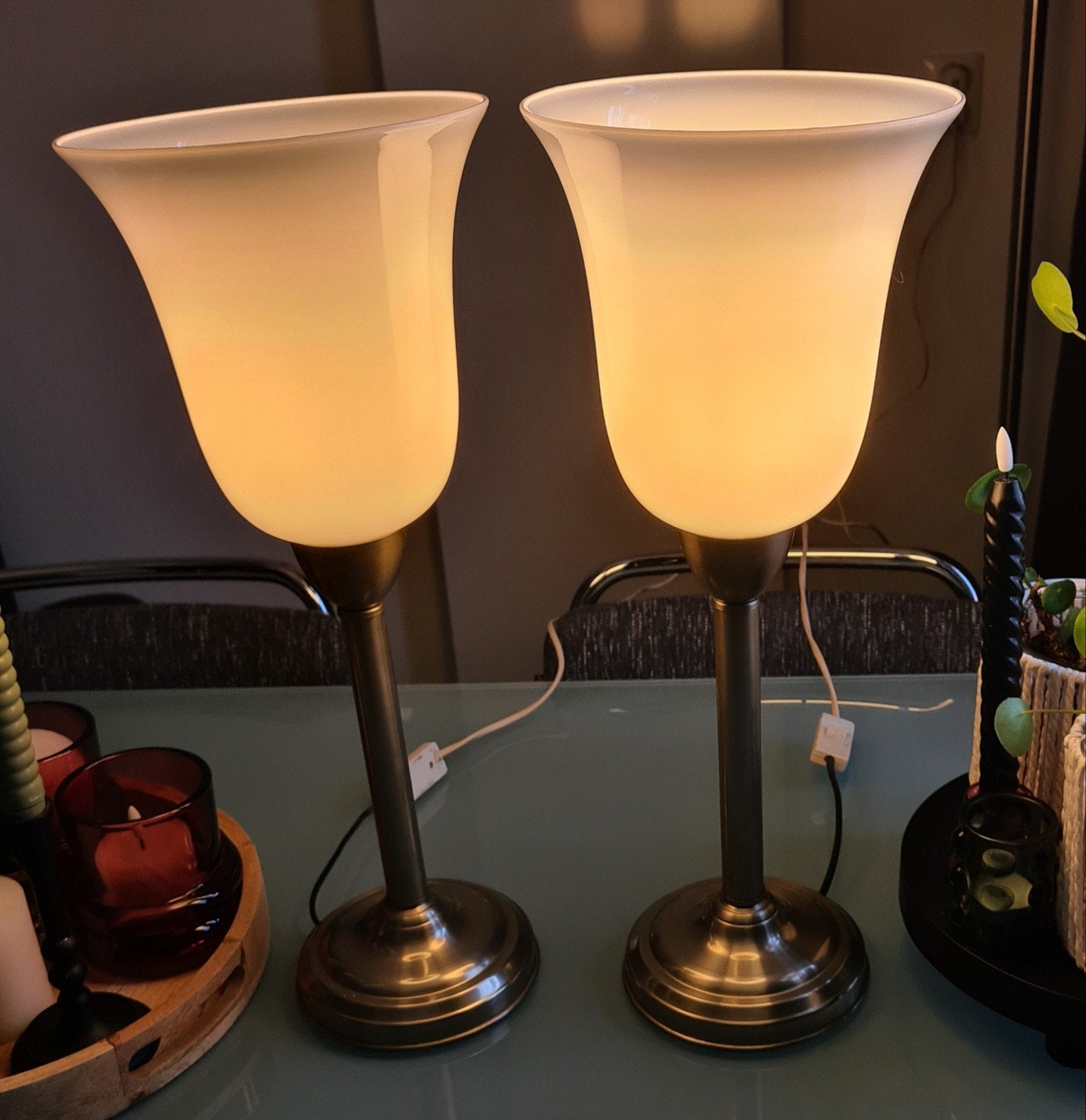 2   vintage witte dressoir lampen jaren 90, Ophalen, Gebruikt, Art deco, Wit