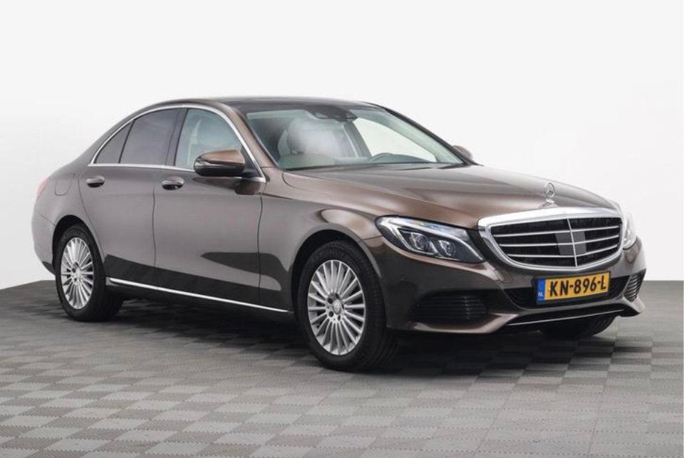 Mercedes C300 h | 231 pk | Pano | Leder | LED | ACC | 2016, Auto's, Automaat, Euro 6, 4 cilinders, Bruin
