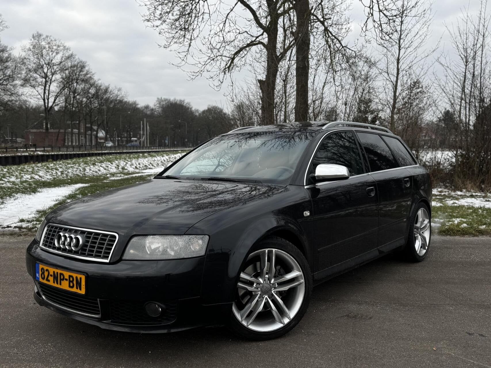 Audi A4 Avant 1.8 Turbo MT (koppaking lek) Verlaagd/Nwe Apk, 4 cilinders, A4, Origineel Nederlands, 1781 cc