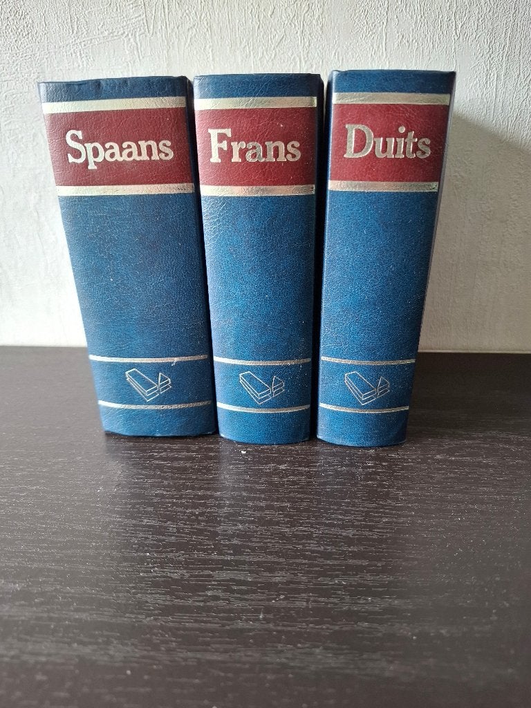 Woordenboeken Duits, Frans, Spaans, Duits, Ophalen of Verzenden, Zo goed als nieuw, Van Dale