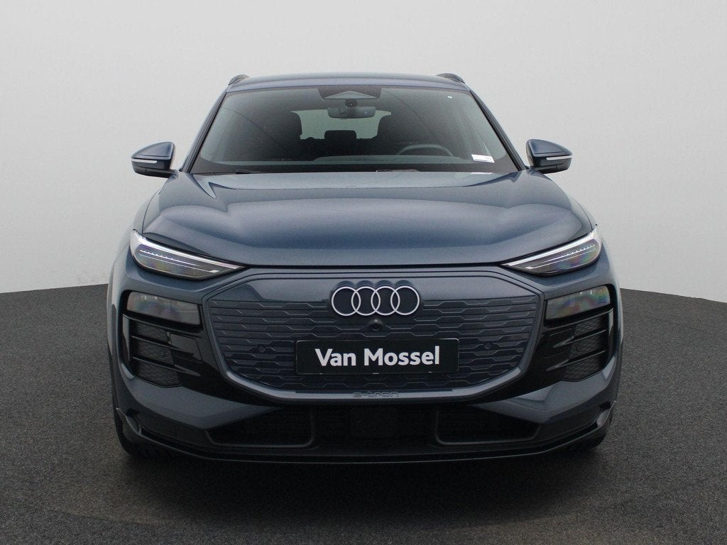 Audi Q6 e-tron edition quattro 100 kWh | SoH 99% |, Auto's, Audi, Automaat, 12 maanden, Stof, Gebruikt
