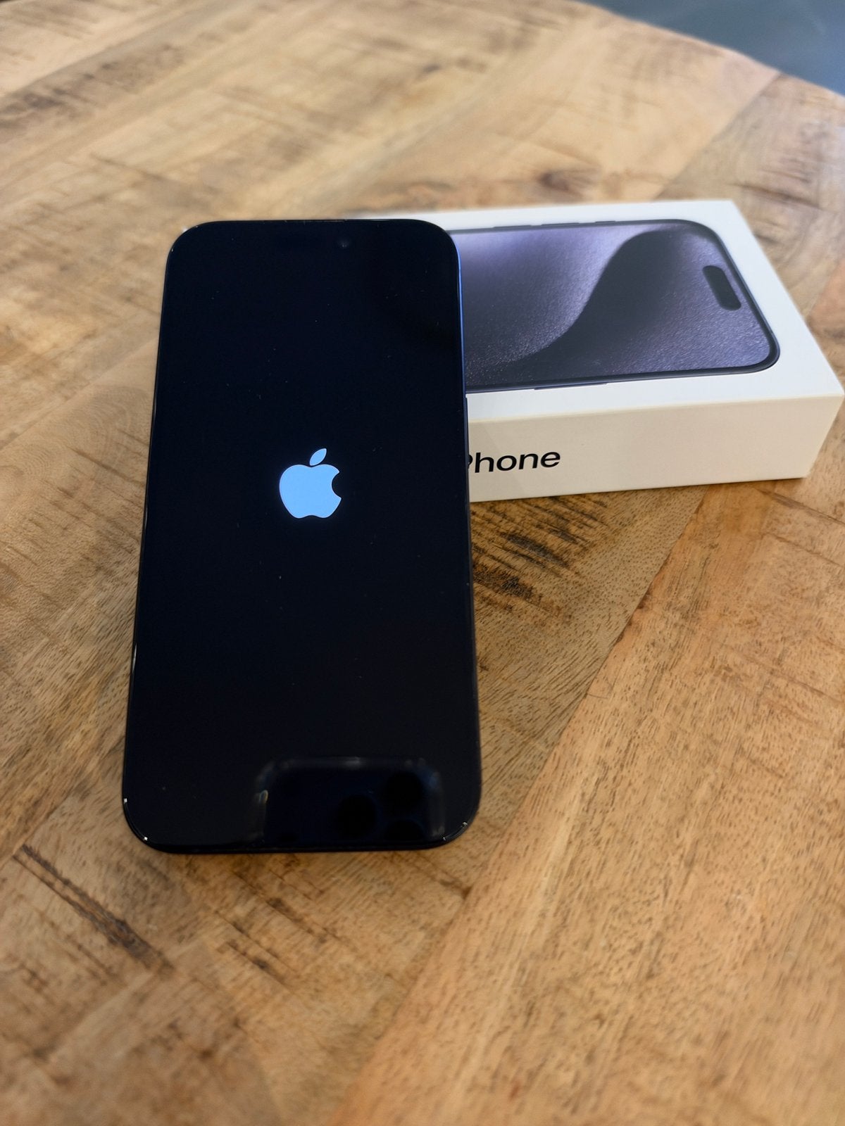 Iphone 15 Pro 128 gb Blue Titanium