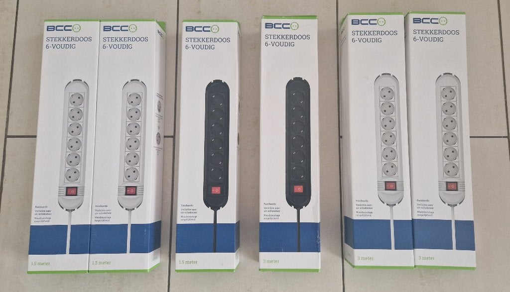 Partij 6x BCC 6-voudige Stekkerdoos / Verlengkabel Nieuw, Ophalen of Verzenden, Nieuw, Stekkerdoos