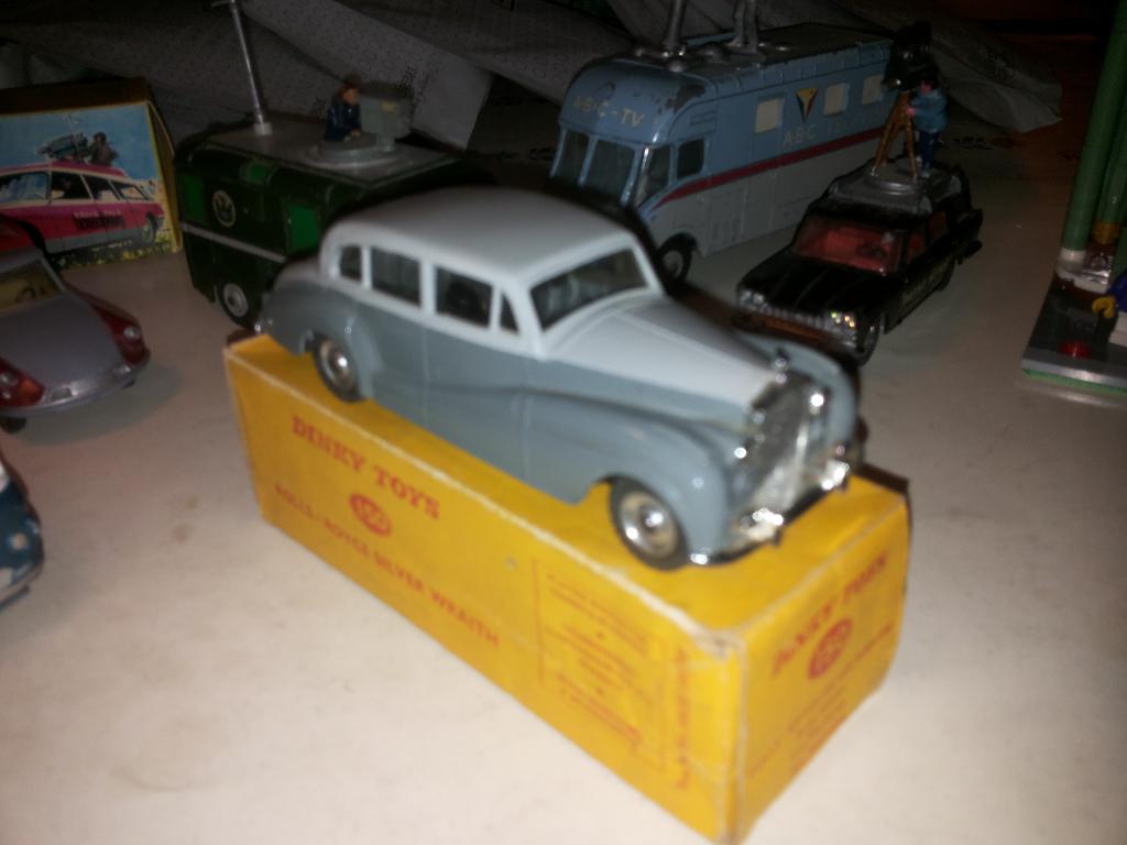 dinky toys Rolls-Royce Silver Wraith no 150, Ophalen of Verzenden, Gebruikt, Auto, Dinky Toys