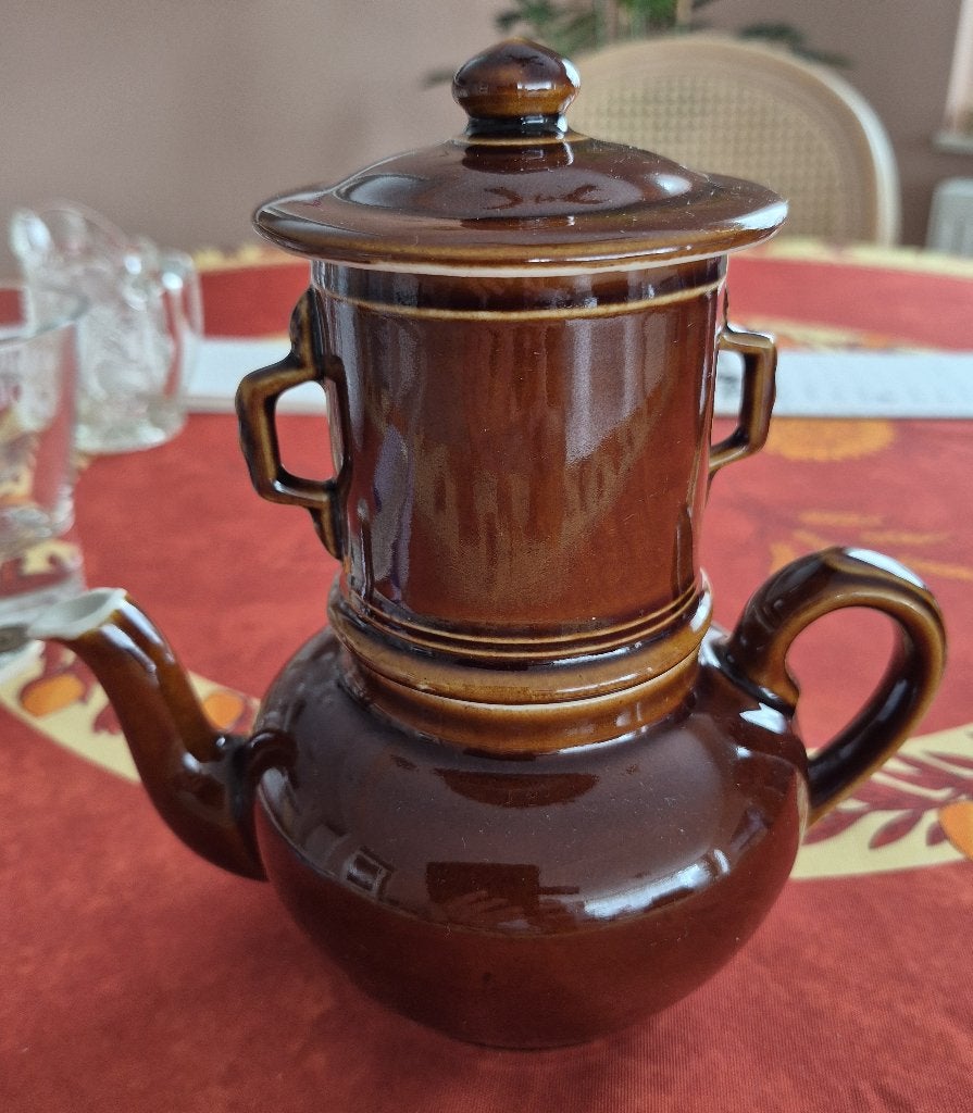 Mooi oud koffie-/theekannetje met filter - Frans steengoed, Ophalen of Verzenden