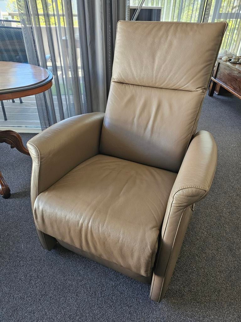Leren relaxfauteuil met afstandsbediening, Ophalen, Gebruikt, Modern, Comfort, 75 tot 100 cm