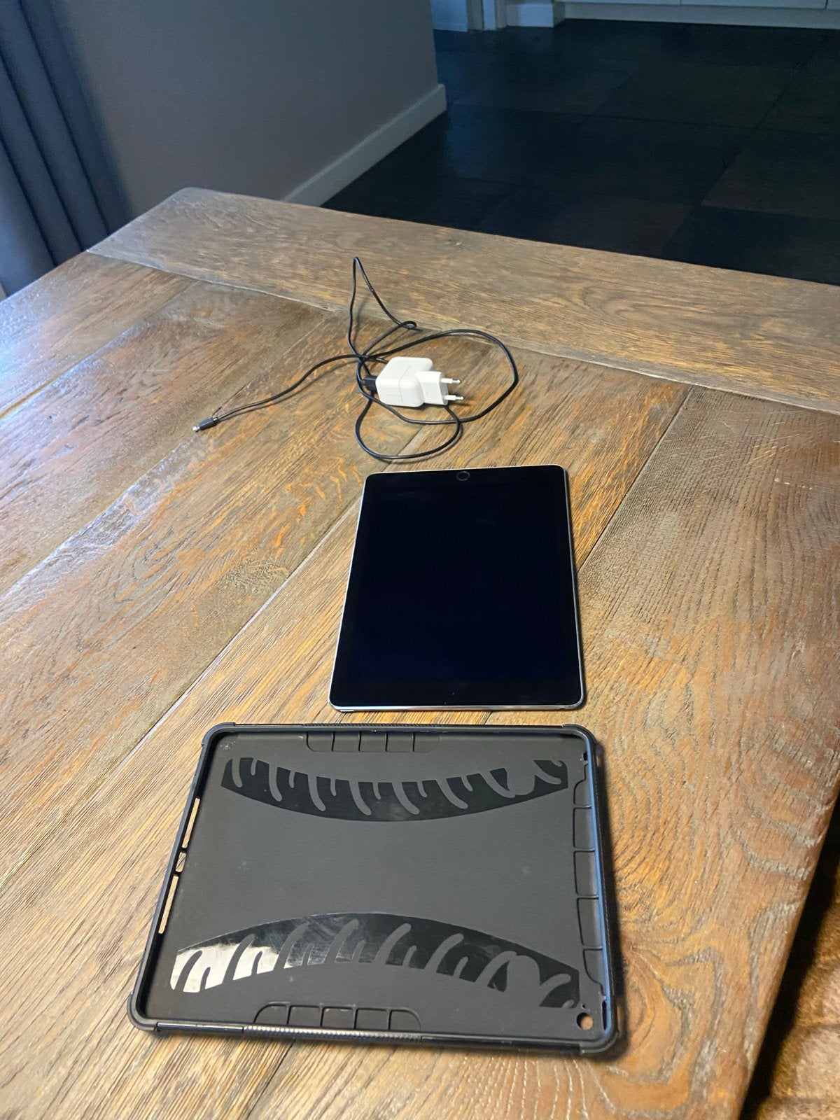 iPad Air 2   ZGAN 32 gb, Computers en Software, Apple iPads, 32 GB, Apple iPad Air, Zo goed als nieuw, Grijs