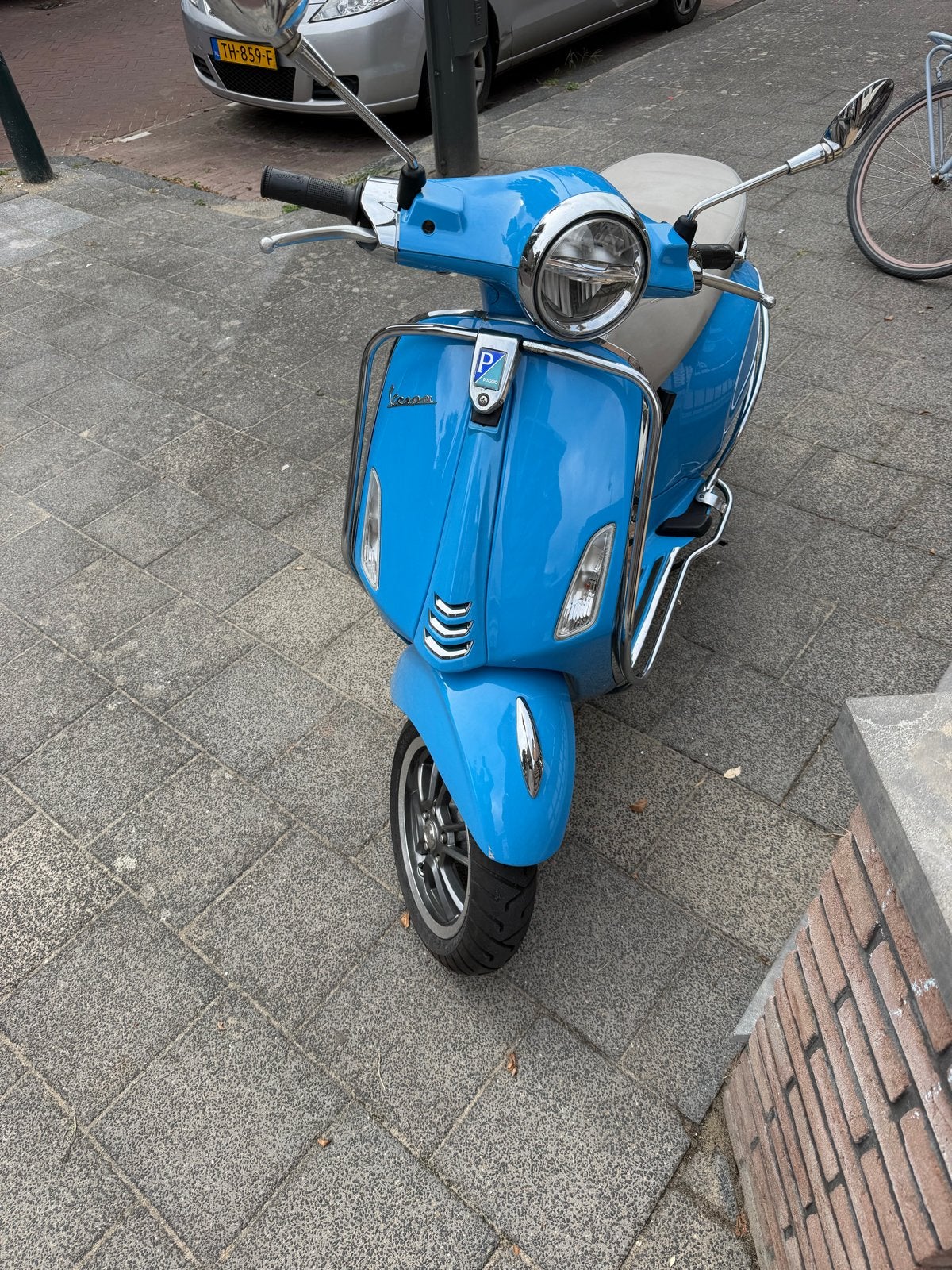Vespa scooter 2020 - Veel extra's, Ophalen of Verzenden, Zo goed als nieuw, Benzine