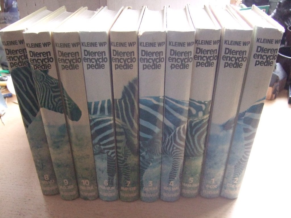 Winkler Prins dieren encyclopedie 10-delig, Boeken, Encyclopedieën, Gelezen, Complete serie, Diverse auteurs, Ophalen of Verzenden